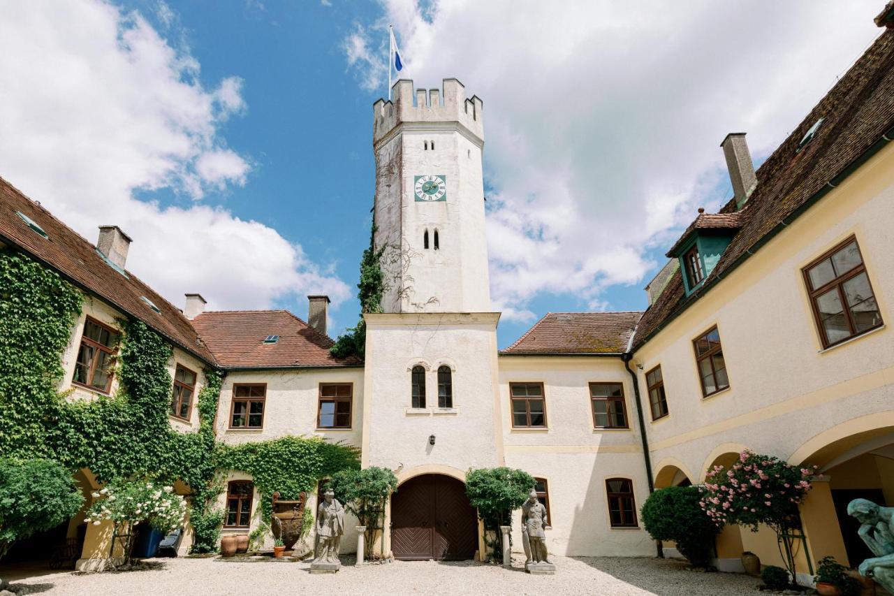 Schlossgut Tunzenberg Mengkofen Buitenkant foto